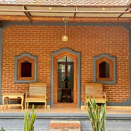 The Kori Homestay Munduk Eksteriør billede